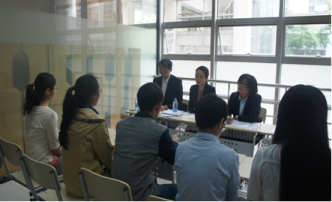 放飞梦想 扬帆起航――记做爱自拍
-雷允上西区药业有限公司校外实践基地宣讲面试会